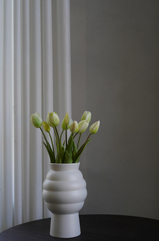 Grand White Tulip Bouquet